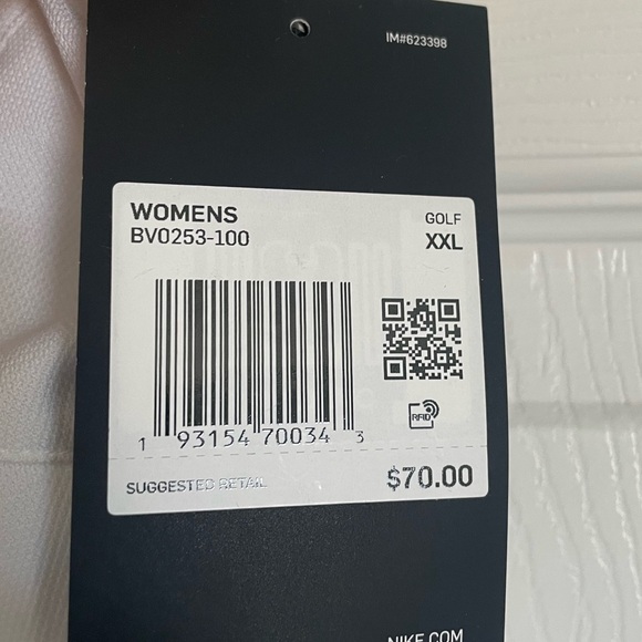 NWT Nike Women's Golf White Golf Skort with Pockets - Picture 3 of 5